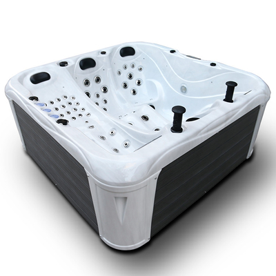 Khu vườn sang trọng cho 4 người Massage Bồn tắm nước nóng Spa Bồn tắm tạo sóng có Bluetooth