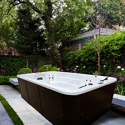 Bể bơi ngoài trời có bể bơi spa dài 4m Bồn tắm nước nóng có bồn tạo sóng với 6 chỗ ngồi